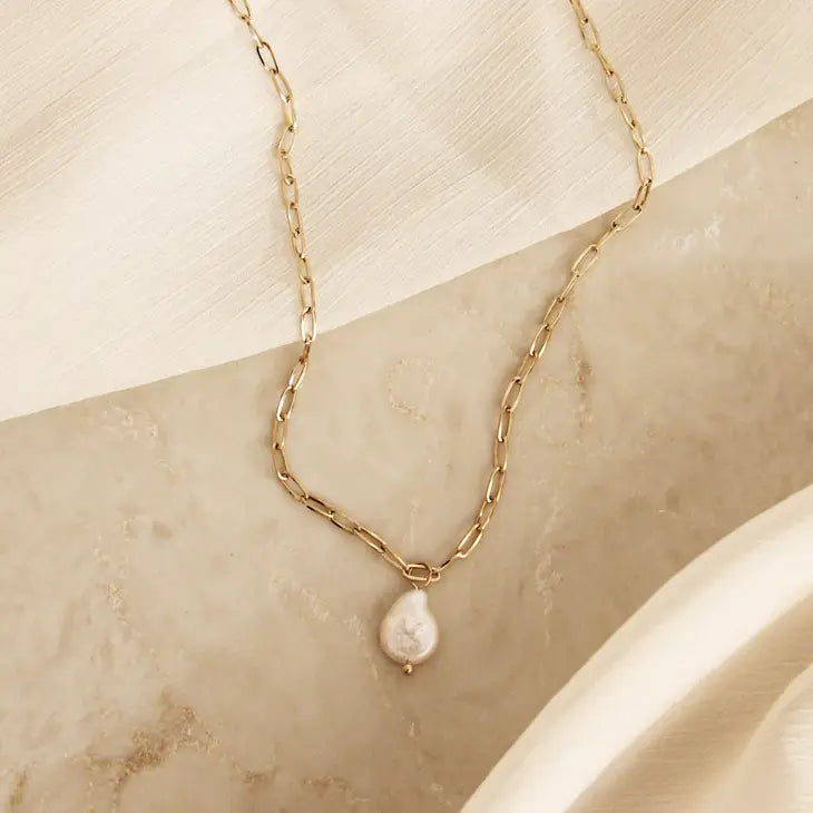 Cultured Freshwater Pearl Paperclip Necklace in 10K Yellow Gold
